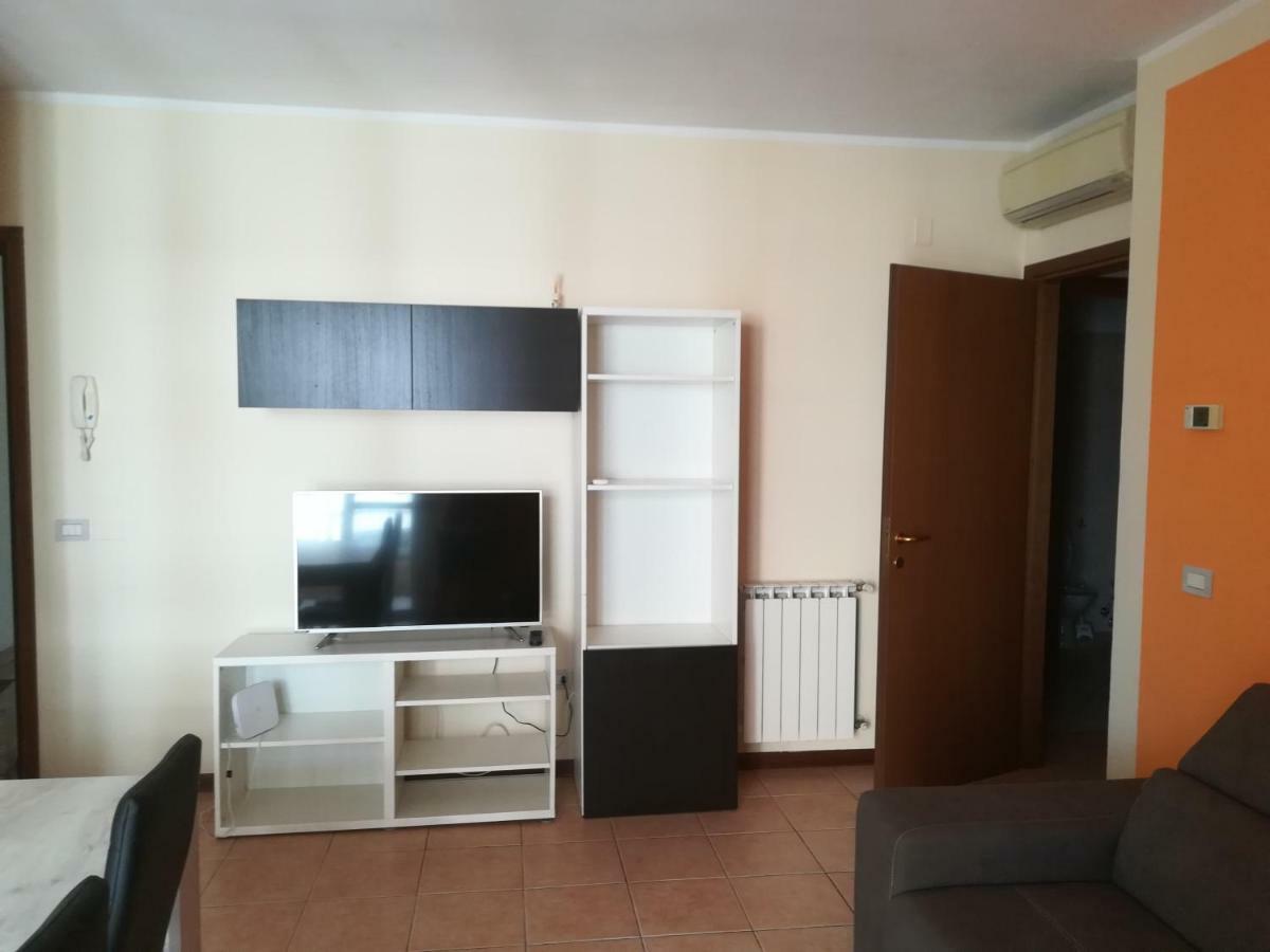 Bilocale Per Vacanze Ravenna Luaran gambar